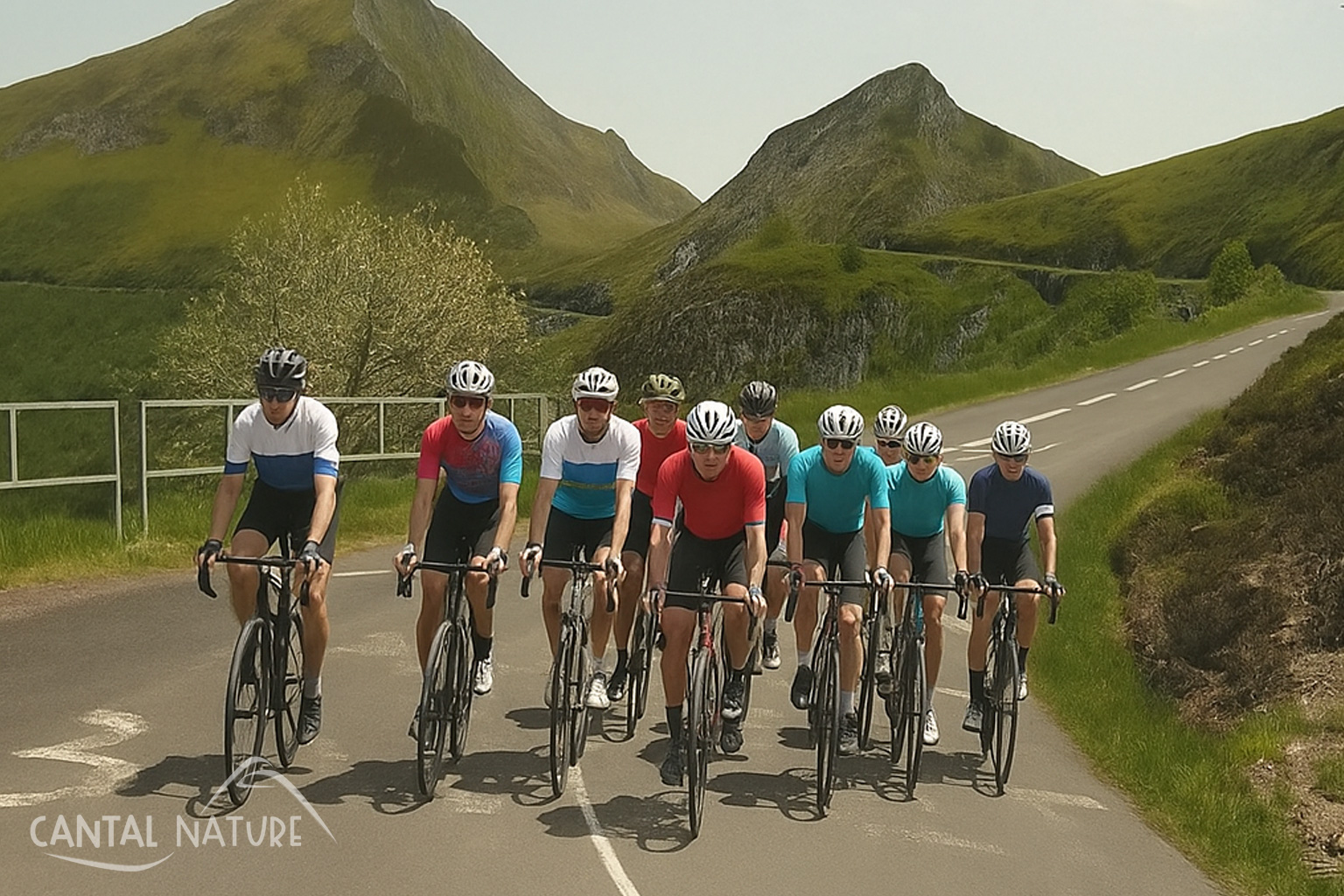 Reise „Auf den Straßen der Tour“ von Cantal Nature